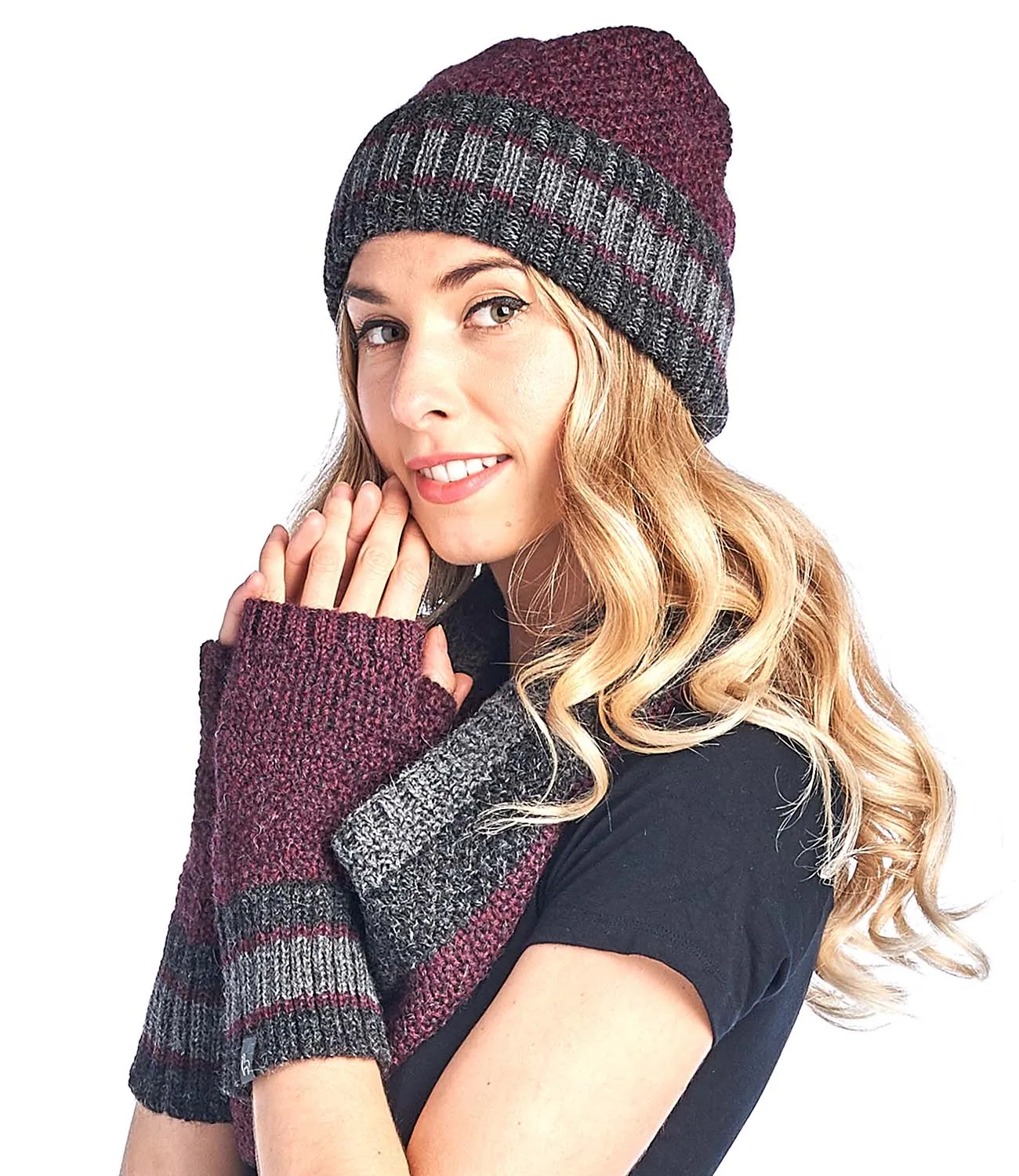 Alpaca Gloves - Carrera - Sangria