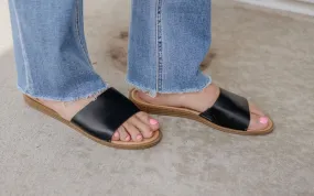 BLACK ONE STRAP SANDAL