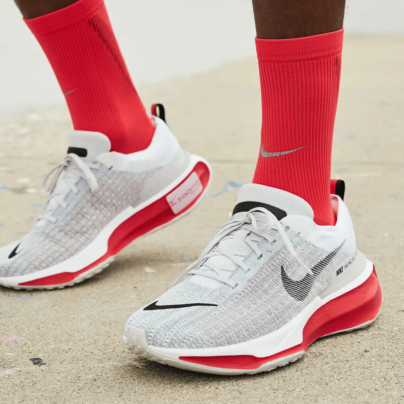 Mens Nike ZoomX Invincible Run FK 3 - High-Performance Running Shoes with Enhanced ZoomX Technology