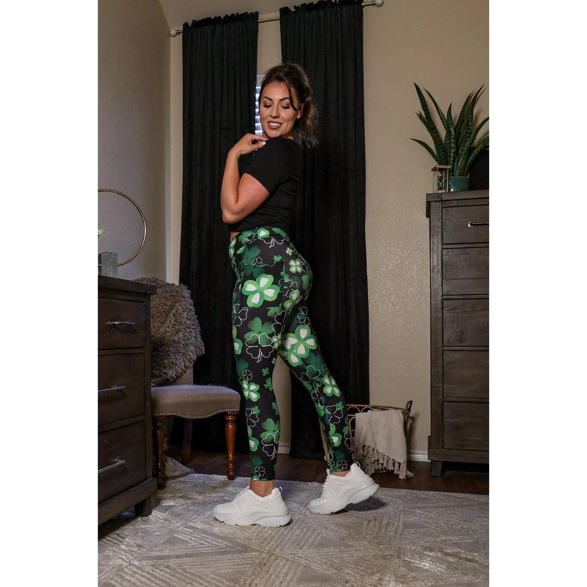 Ready to Ship | St Patricks Day SHAMROCK Leggings