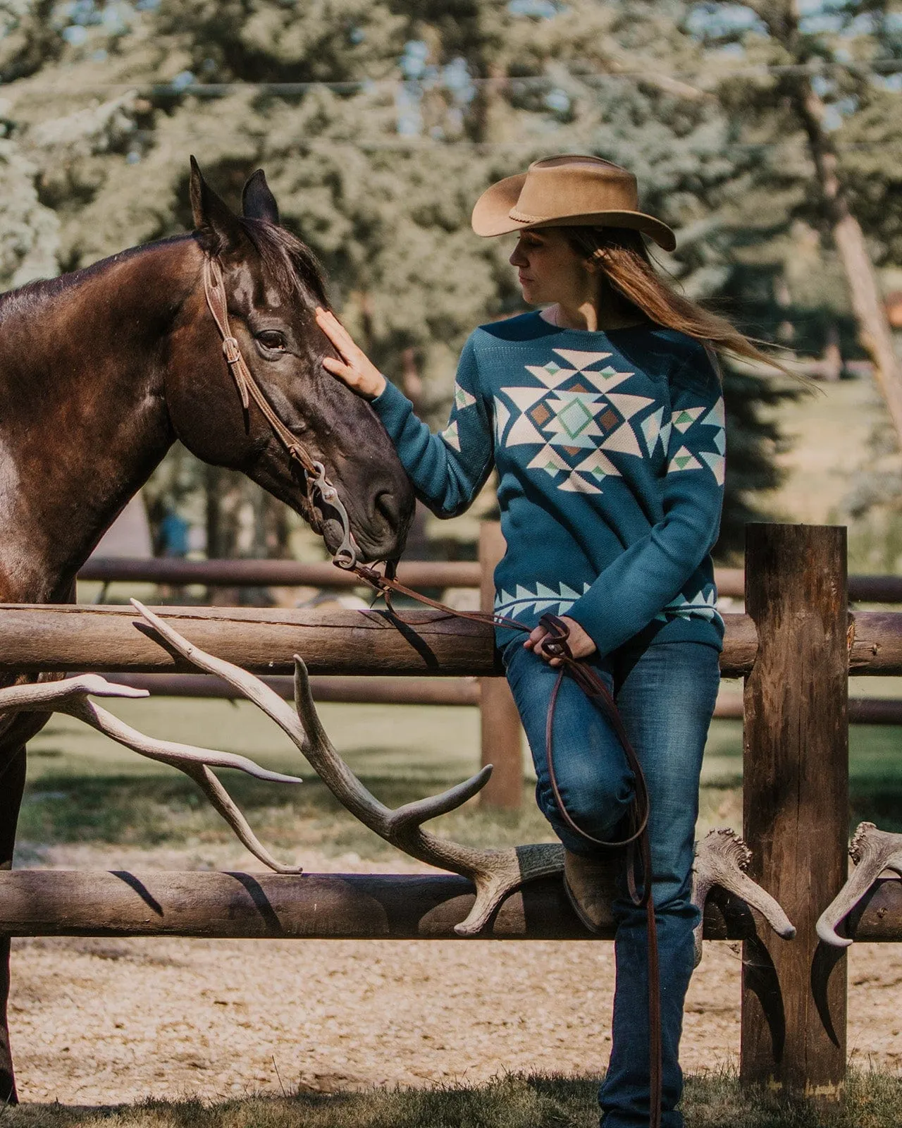 Women’s Alma Sweater